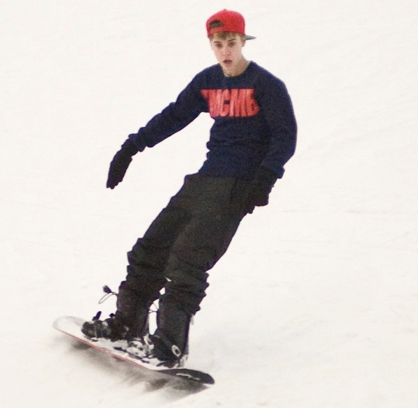 Snowboarding-Things You Don't Know About Justin Bieber