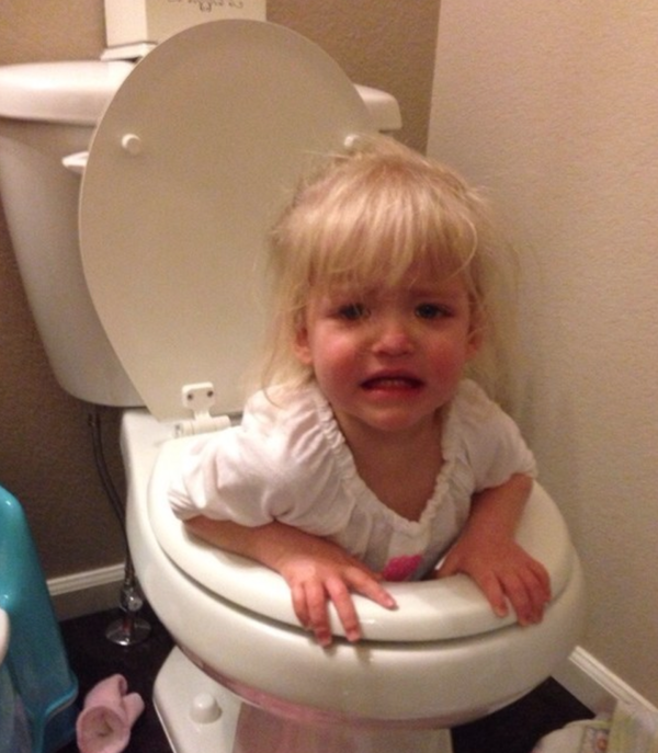 They Always Put Themselves in Risk-15 Images That Show What Parenting Is Really Like