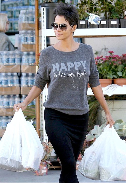 Halle Berry-12 Celebrities Wearing Funny T-Shirts