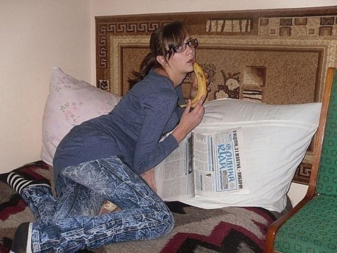 Leave the banana alone!!-Scary Russian Dating Site Pictures