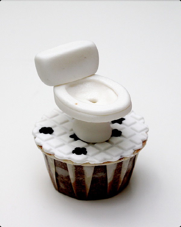 The toilet-Amazing Cupcakes
