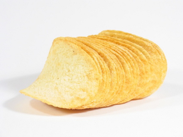 Potato Chips-Foods Women Love To Eat During Pregnancy