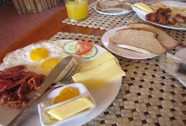 Meet A Friend For Breakfast-Things To Do On Your Birthday To Make It Special
