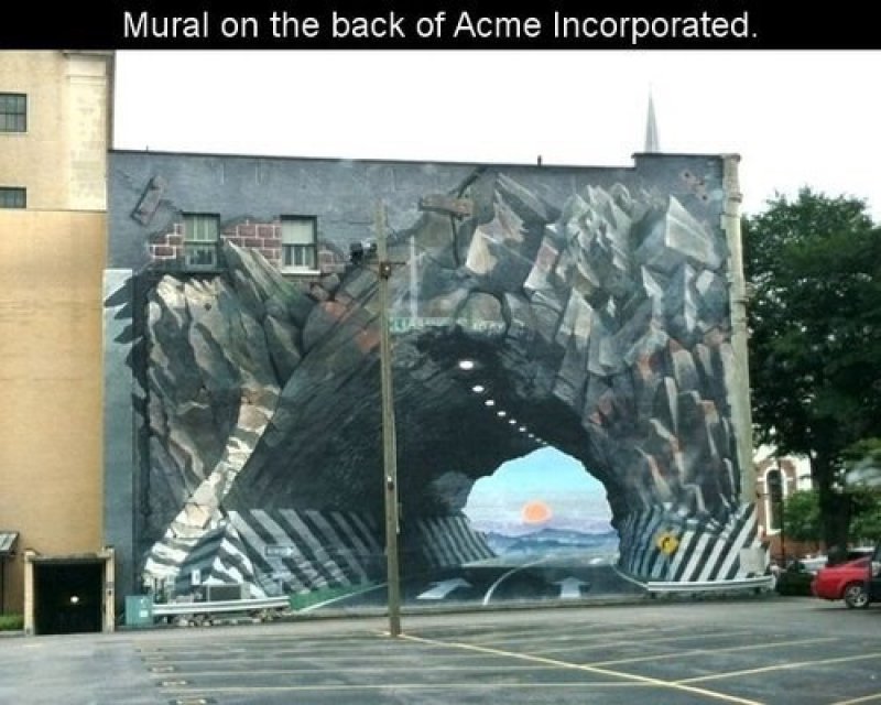 This Mural on the Back of an Office-15 Terrible Accidents Waiting To Happen