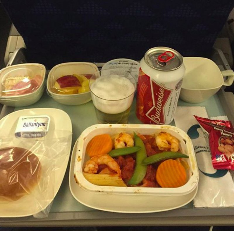 Korean Airlines-15 Airlines And The Food Served In The Economy Vs. Business Class