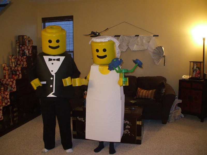 LEGO Man Costume-Fifteen Halloween Couple Costumes That Are Super Amazing