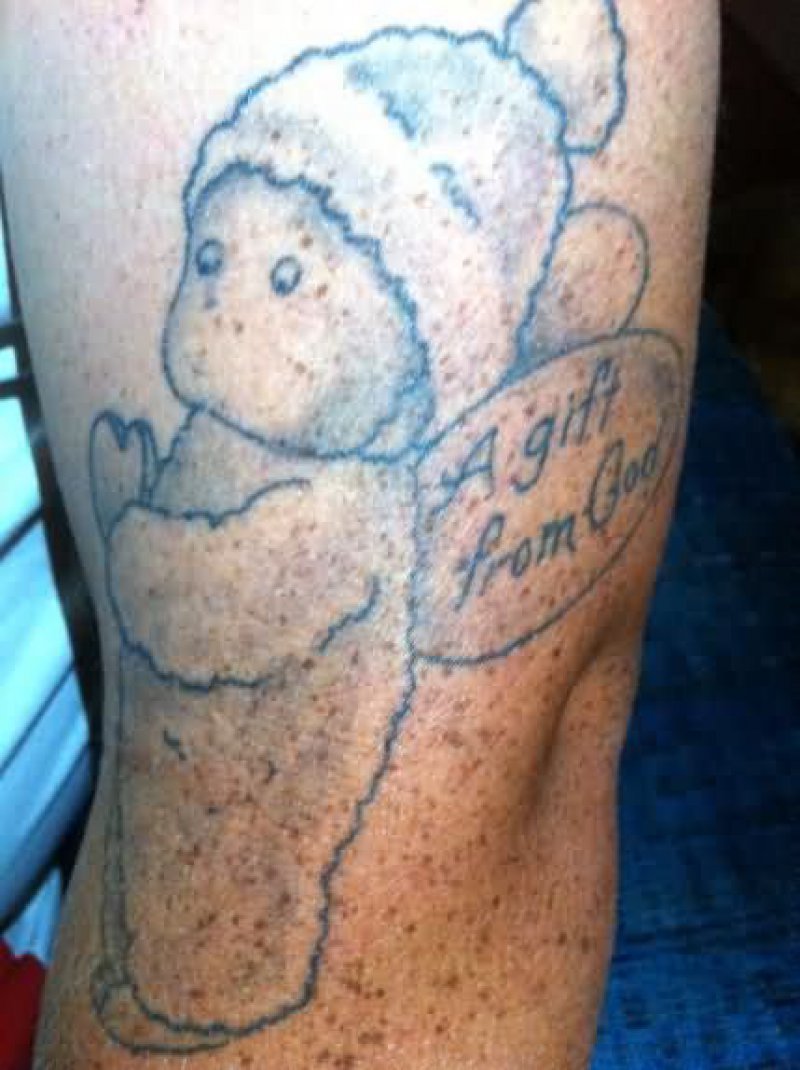 Daddy's Little Bundle-12 Best Father And Daughter Tattoos Ever