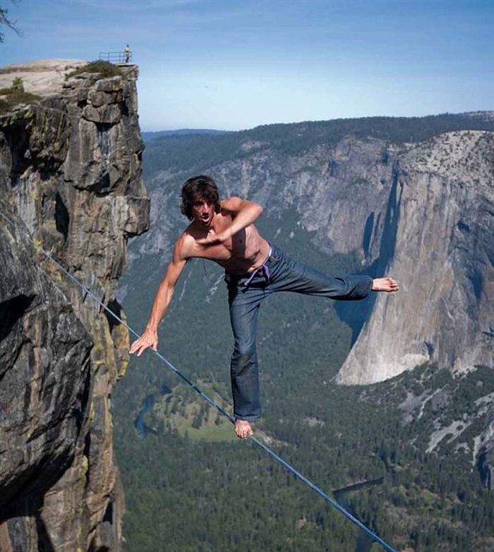 Meet Daredevil Dean Potter-15 Images That Are Hard To Believe But Are Actually Real