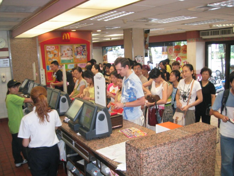 They Hate it When You are Slow When Ordering Food-15 McDonald's Secrets Their Employees Are Hiding From You