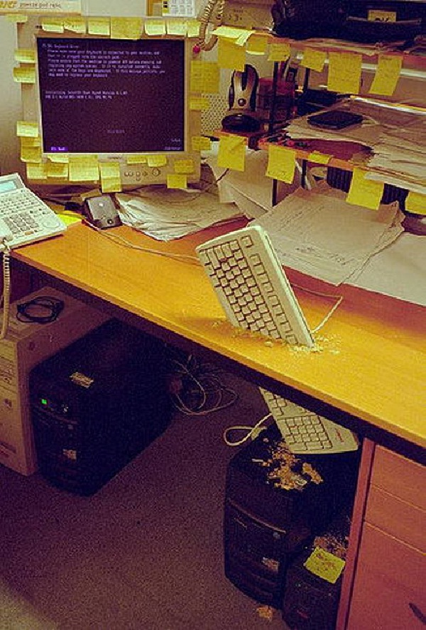 Keyboard in desk-Best Office Pranks