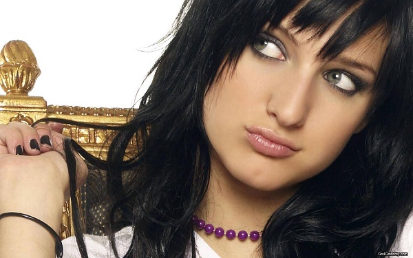 The Ashlee Simpson Show-Dumbest Reality Shows Ever