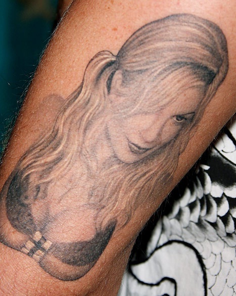 Tori-Worst Celebrity Faces Tattoos