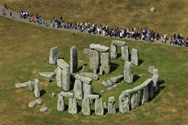 Stonehenge-Most Mysterious Places In The World