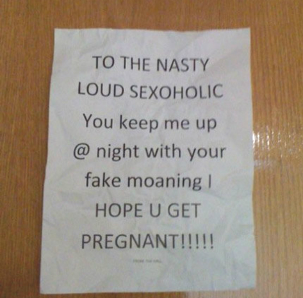 Hope You Get Pregnant-15 Aggressive Notes Left For Stupid Neighbors