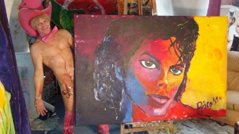 He Painted Hundreds of Celebrity Portraits-15 Amazing Paintings Of Artist Who Paints With His Genitals