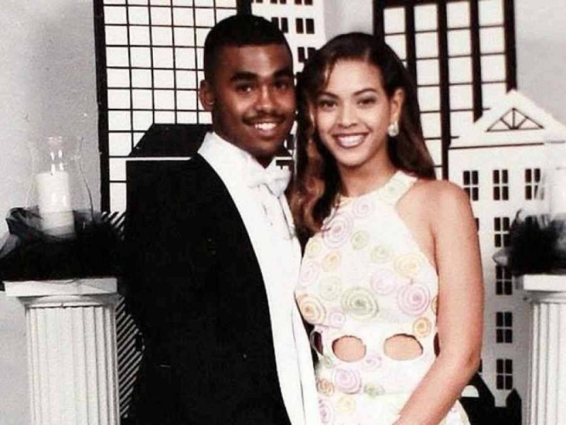 Beyonce Prom Date Photo-15 Rare Unseen Celebrity Prom Photos