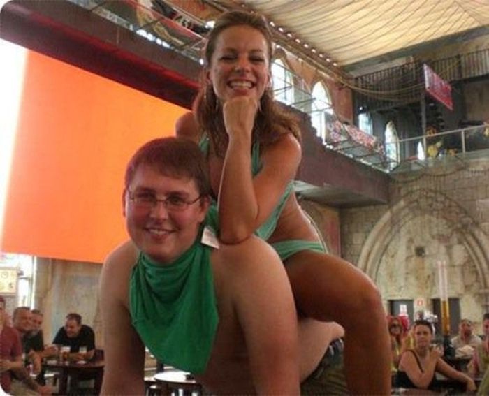 The bench-24 Guys Who Love Being In Friend Zone