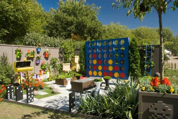 Connect 4-The Coolest Backyards
