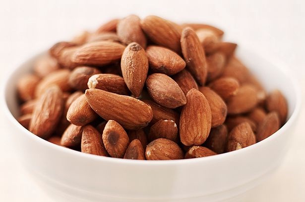 Almonds-Tasty Low Calorie Snack Ideas