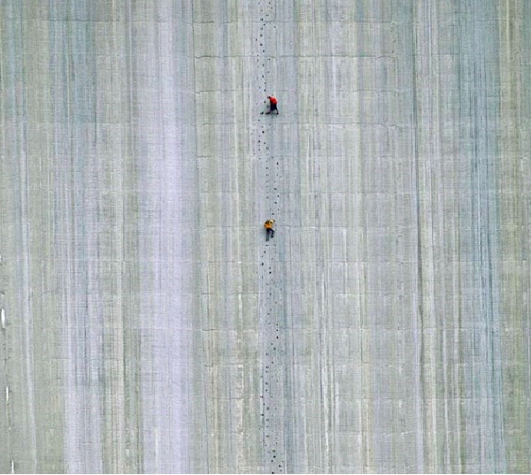 Diga Di Luzzone - Switzerland-Coolest Climbing Walls