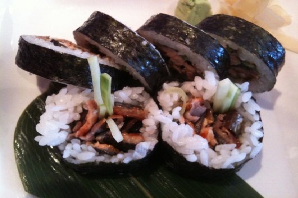 Salmon skin roll-Best Sushi