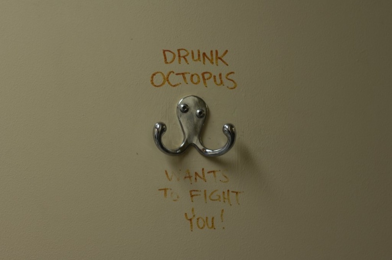 Drunk Octopus Wants to Fight You-15 Hilarious Toilet Graffiti Images Ever