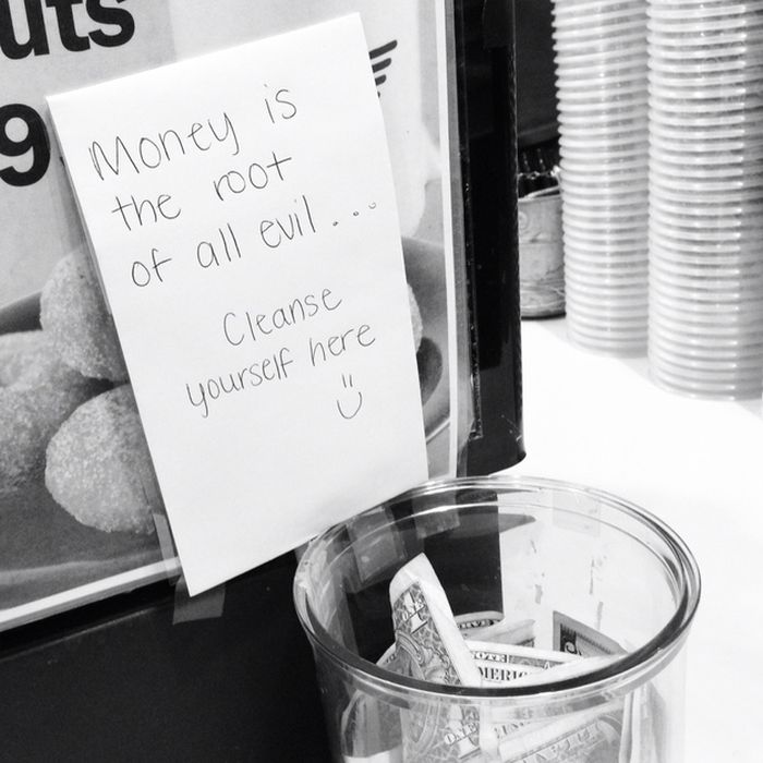 Some True Words of Wisdom There-15 Funniest Tip Jars You'll Ever See