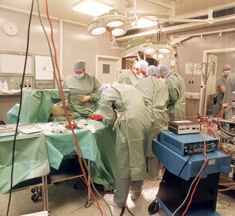 Heart and lung transplant-Most Expensive Surgeries In The World
