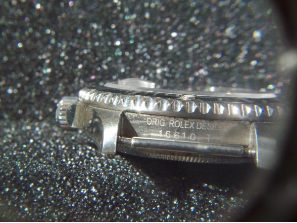 The bracelet-How To Spot A Fake Rolex