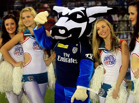 Always a hit with the Ladies-Pics Of Mascots Having Fun