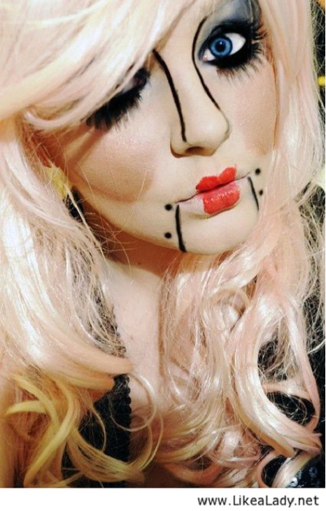 Pretty Dummy-Amazing Wooden Doll Makeup