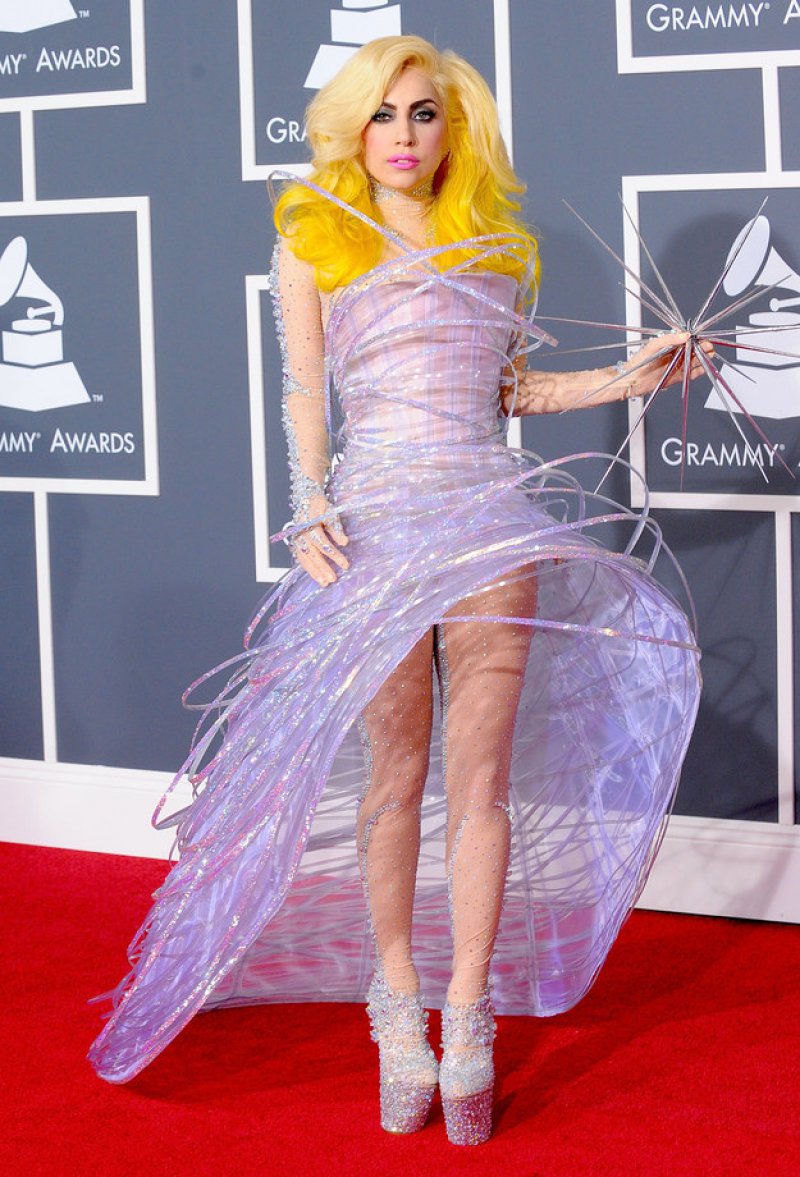 15 Weirdest Outfits At The Grammys Over The Years