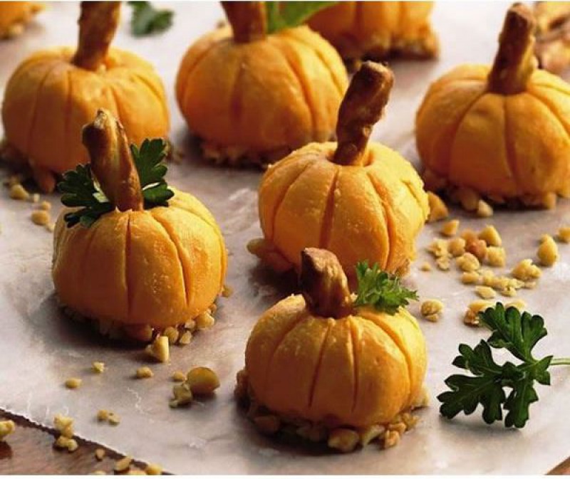 Cheese Pumpkins-15 Funniest Halloween Recipe Fails