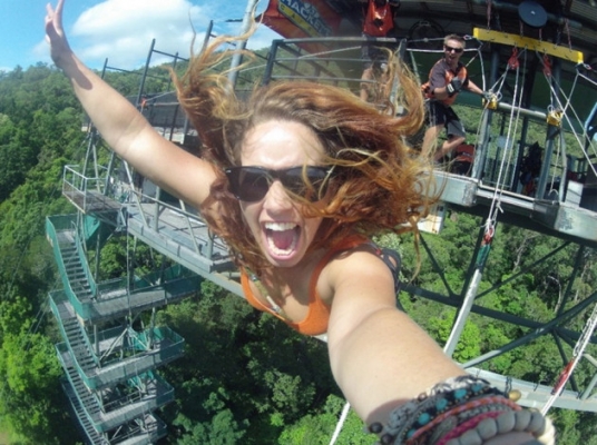 Bungee jumping selfie-Selfies That Will Make You Cringe