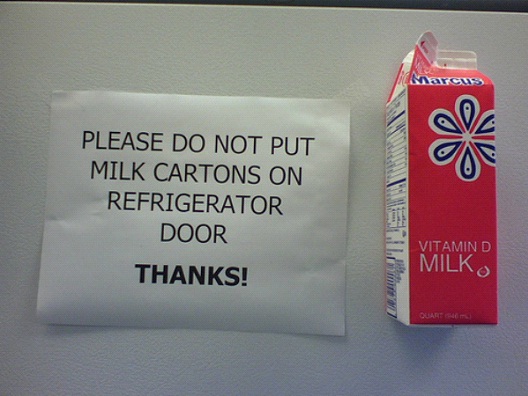 Milk Cartons On The Refrigerator Door-12 Smart And Witty Replies To Written Notes