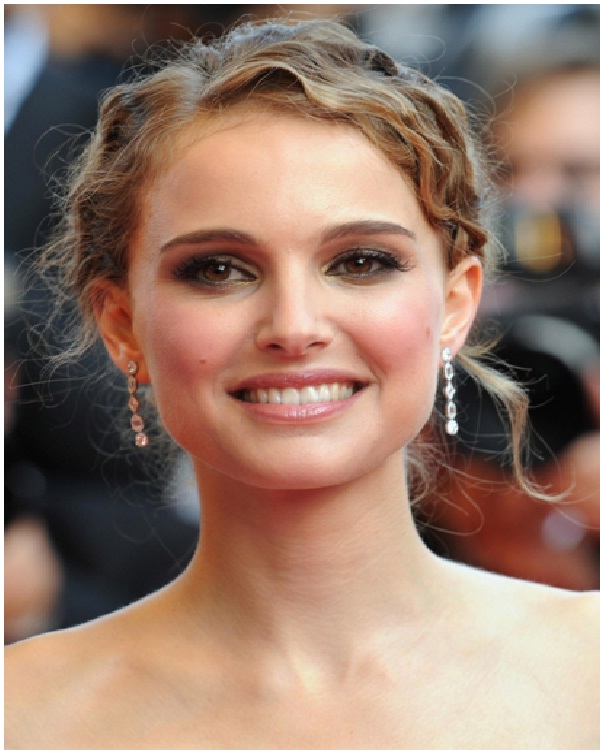 Natalie Portman (Actress)-Celebrities Who Are Actually Extremely Smart