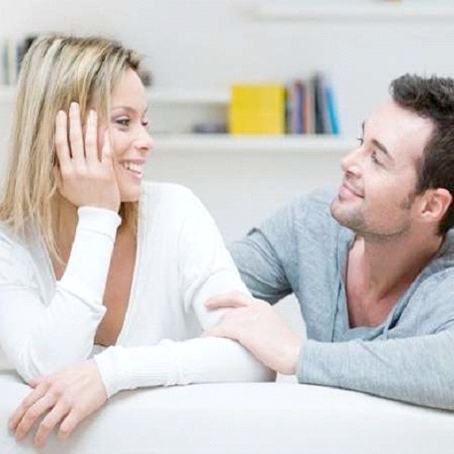 Make Her Feel Important-How To Make Yourself More Appealing To Girls