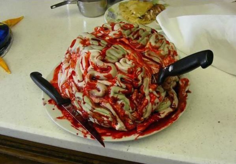 Halloween Brain Cake-15 Funniest Halloween Recipe Fails