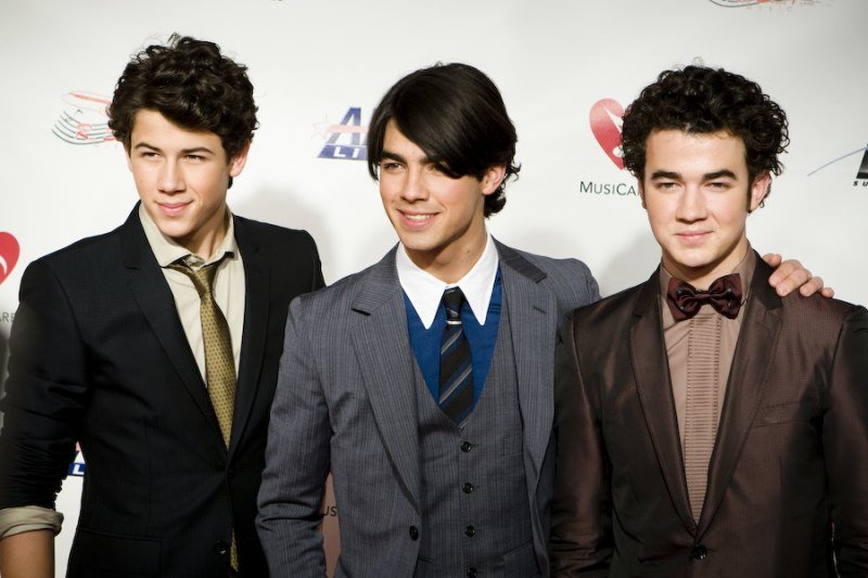 Jonas Brothers-12 Celebrities Who Took An Oath To Remain Virgin Until Marriage