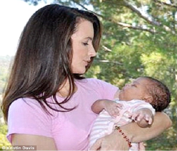 Kristin Davis-Celebrities Who Have Adopted Babies