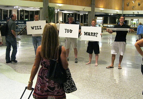 Mile High Club With A Difference-Amazing Ways To Propose