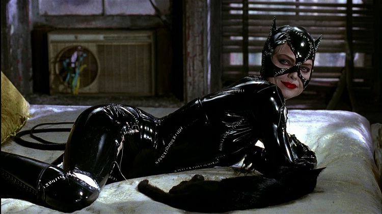 Cat Woman-Surprising Unknown Facts About Hollywood Movies
