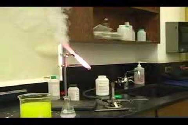 Sugar & Potassium Chlorate-Amazing Chemical Reactions