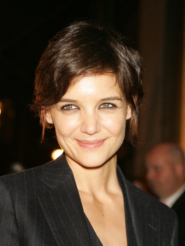Katie Holmes-Worst Celebrity Haircuts
