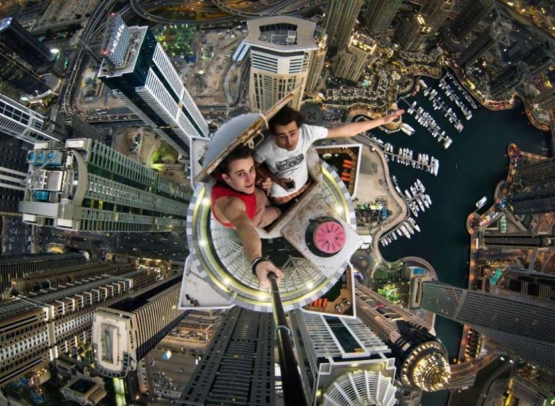 Selfie on top of Dubai's highest buildings-Selfies That Will Make You Cringe