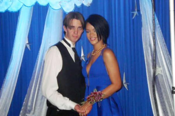 Rihanna Prom Date Photo-15 Rare Unseen Celebrity Prom Photos