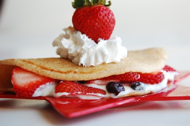 Yummy Fruit Crepe-Tasty Low Calorie Snack Ideas