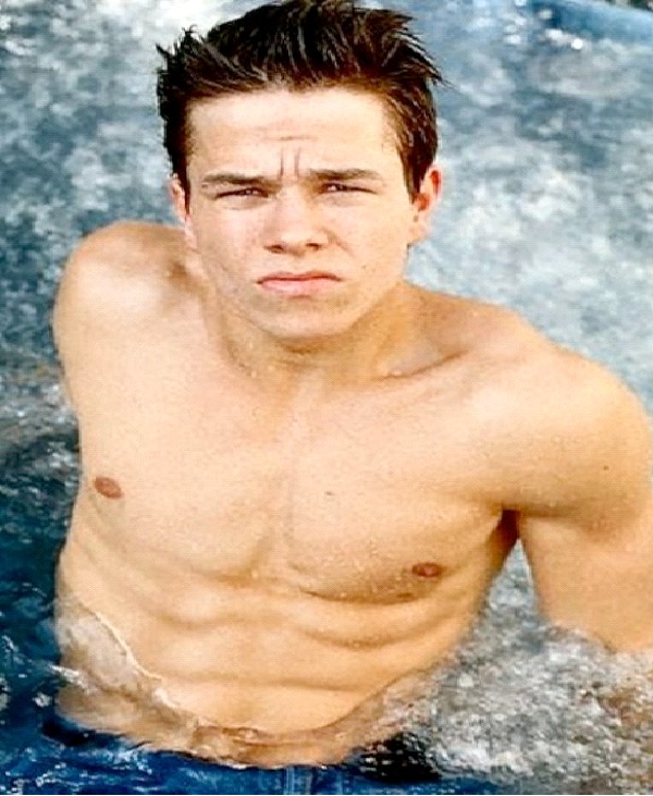 Mark Wahlberg-Hottest Fathers In Hollywood