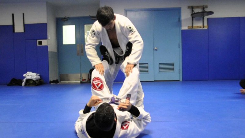 Bullfighter Guard Pass-12 Essential Brazilian Jiu Jitsu Techniques You Can Master At Home 