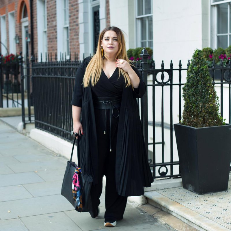 Danielle Vanier-12 Fat Girls On Instagram Who Are Destroying The Fat Shaming Trend